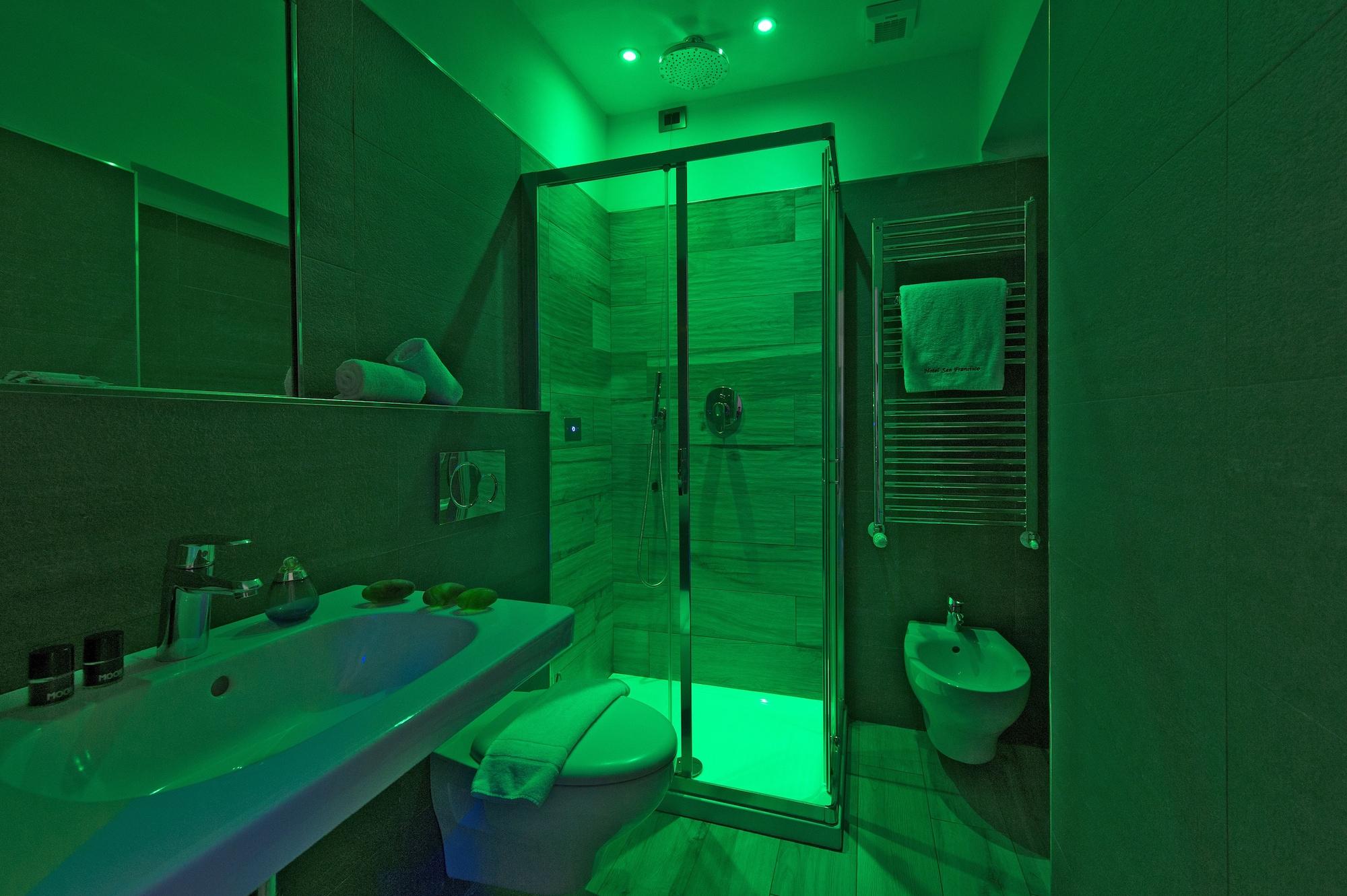 Hotel San Francisco มิลาน ภายนอก รูปภาพ