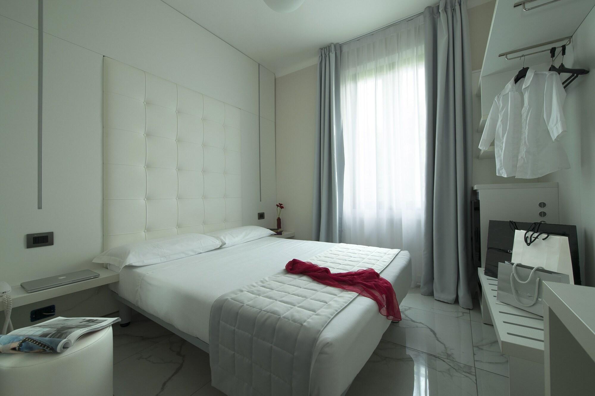 Hotel San Francisco มิลาน ภายนอก รูปภาพ