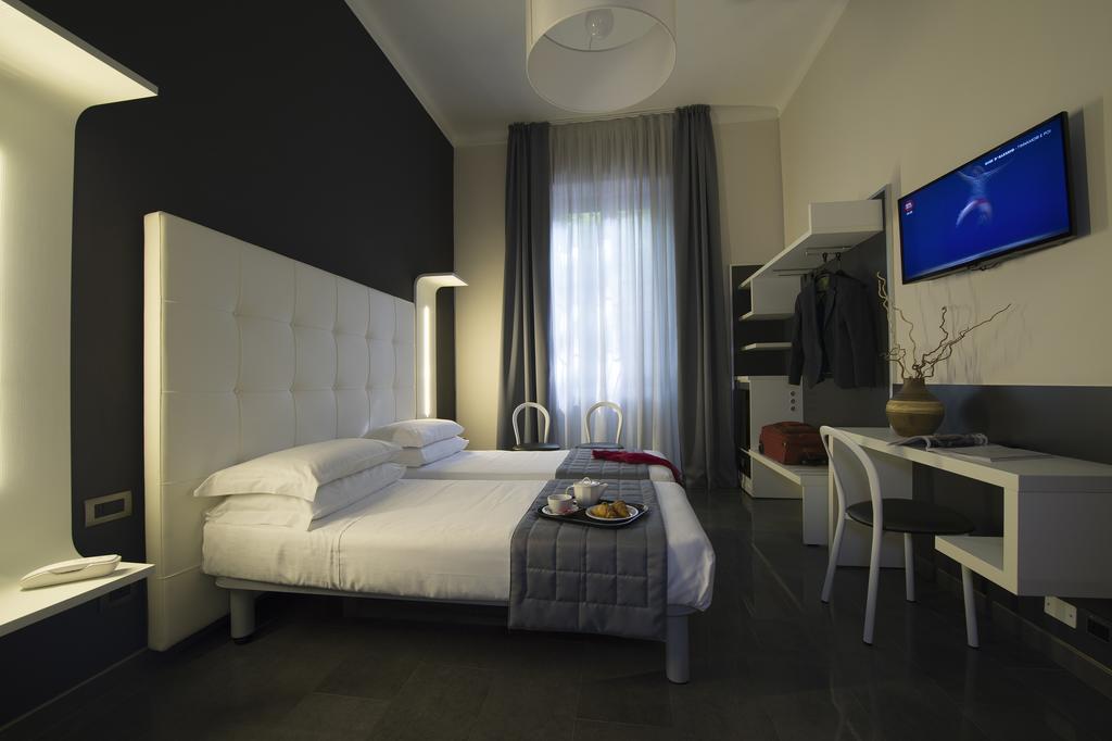 Hotel San Francisco มิลาน ภายนอก รูปภาพ